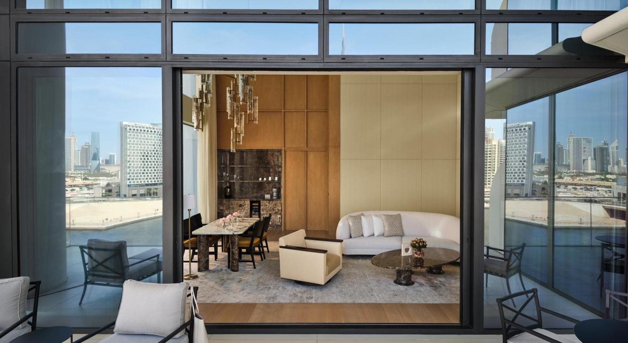 The Lana - Dorchester Collection 5*